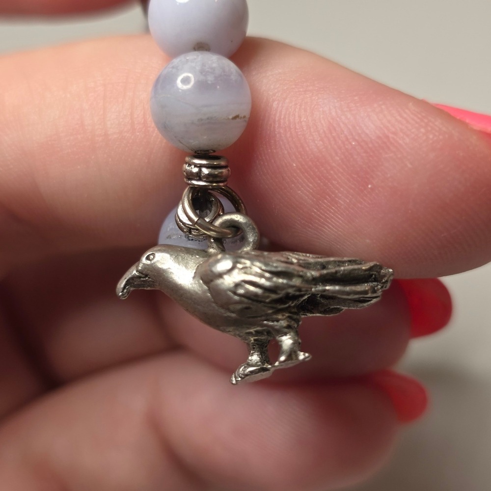Unbranded Raven Charm Bead Bracelet OS Blue Amber Excellent Stretch - Picture 6 of 6